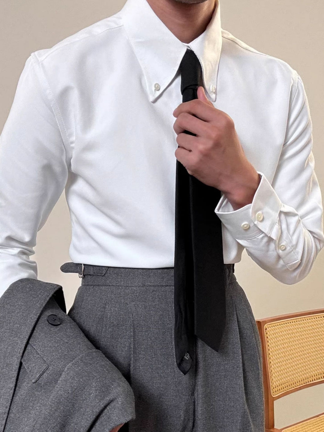 MV Business Suit Slim-Fit Pointed Collar Shirt