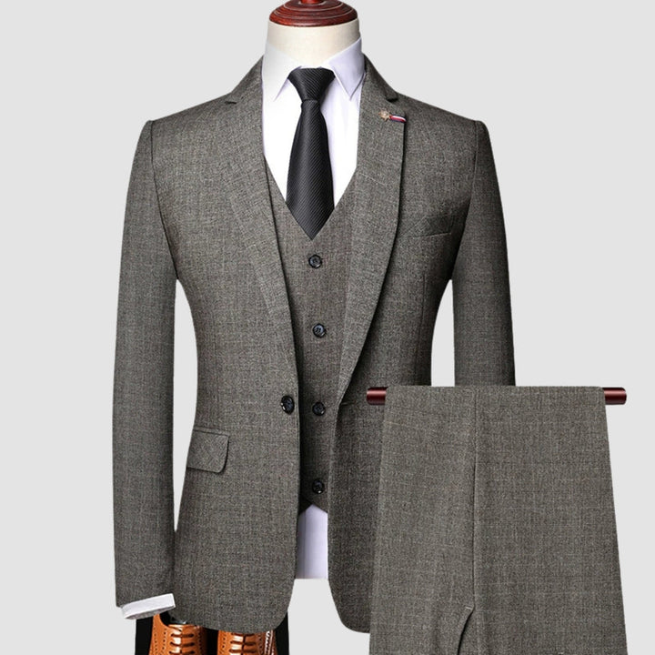 MV Italian Style Slim Three-Piece Suit