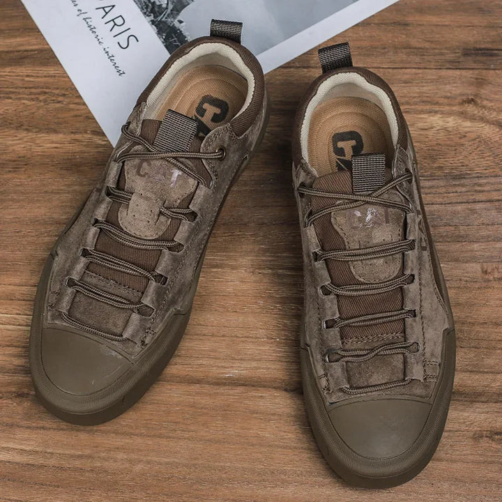 UrbanEdge - Leather Sneakers