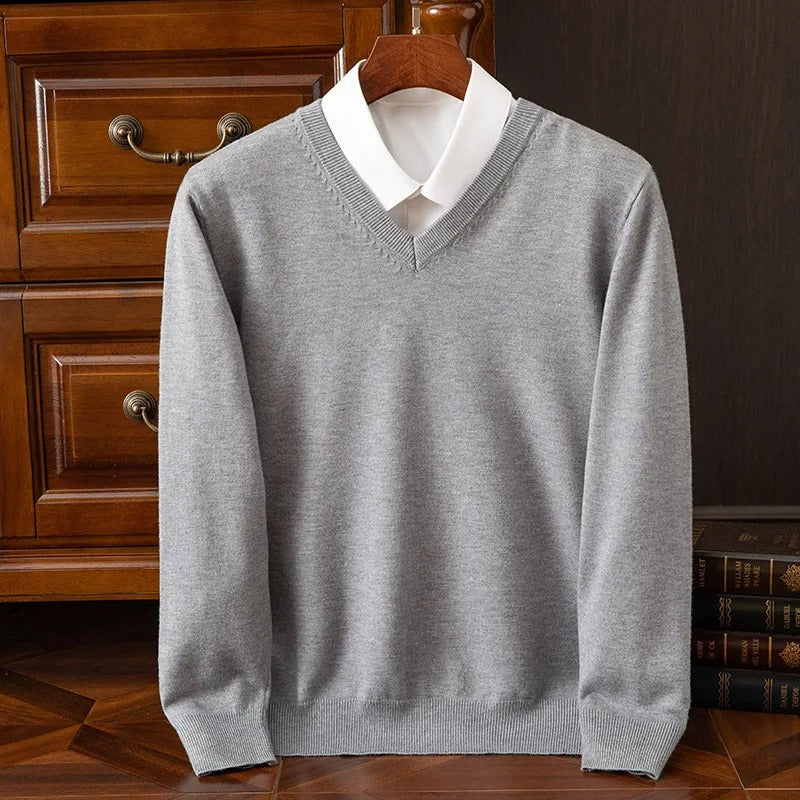 Tommy | Classic Cashmere V-Neck